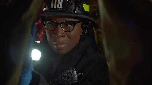 9-1-1 Temporada 5 Episodios 11 • Sub Español