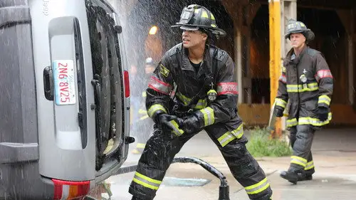 Chicago Fire Temporada 3 Episodios 1 • Sub Español