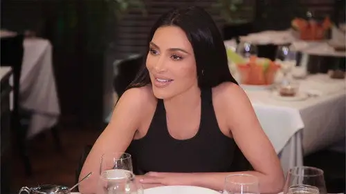 Las Kardashian 2022 Temporada 5 Episodios 5 • Sub Español