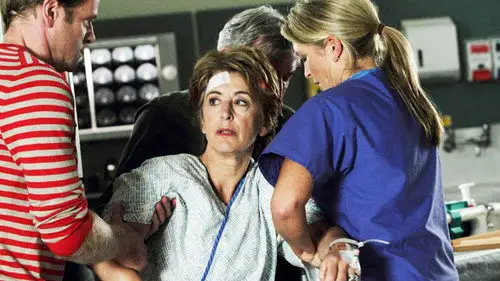 Holby City Temporada 14 Episodios 10 • Sub Español