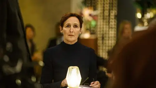 Killing Eve Temporada 1 Episodios 6 • Sub Español