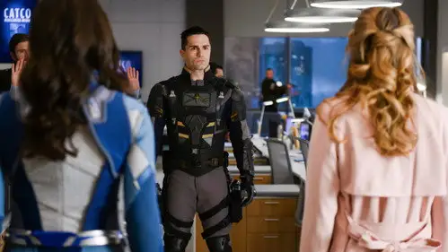 Supergirl Temporada 4 Episodios 19 • Sub Español