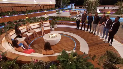 Love Island (Reino Unido) Temporada 9 Episodios 5 • Sub Español