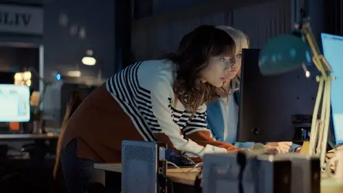 Blinded Temporada 1 Episodios 5 • Sub Español
