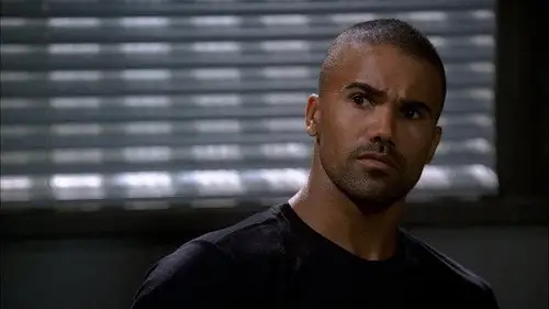 Mentes criminales Temporada 2 Episodios 12 • Sub Español