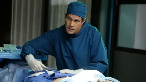 Nip/Tuck, a golpe de bisturí Temporada 2 Episodios 6 • Sub Español