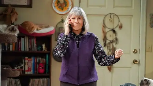 Mom Temporada 7 Episodios 18 • Sub Español