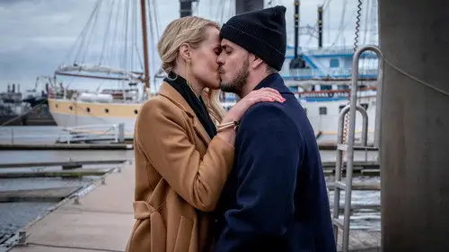 Hamburgo 112 Temporada 14 Episodios 22 • Sub Español