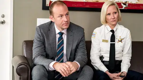 Chicago P.D. Temporada 6 Episodios 6 • Sub Español