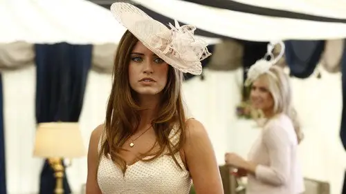 The Royals Temporada 1 Episodios 2 • Sub Español