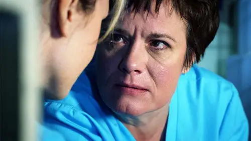 Holby City Temporada 19 Episodios 25 • Sub Español