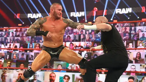 Raw Temporada 29 Episodios 2 • Sub Español
