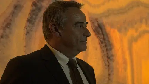 Mano de hierro Temporada 1 Episodios 1 • Sub Español