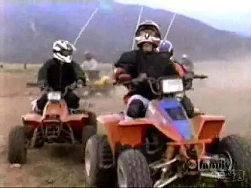 Power Rangers Temporada 2 Episodios 1 • Sub Español