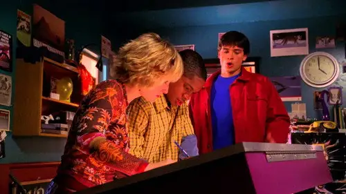 Smallville Temporada 2 Episodios 11 • Sub Español