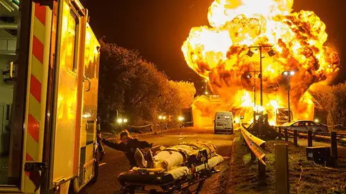 Casualty Temporada 33 Episodios 1 • Sub Español