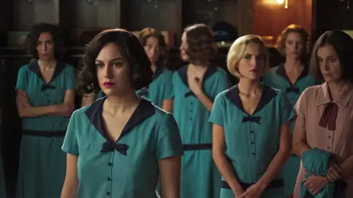 Las chicas del cable Temporada 1 Episodios 1 • Sub Español