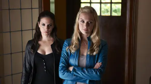 La reina de las sombras Temporada 3 Episodios 6 • Sub Español