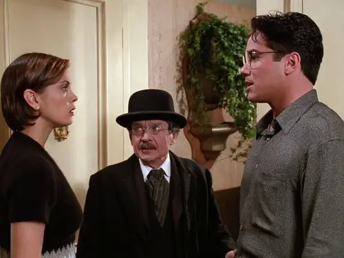 Lois y Clark: Las nuevas aventuras de Superman Temporada 4 Episodios 15 • Sub Español
