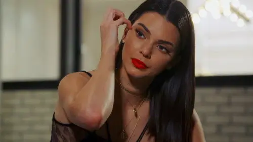 Las Kardashian 2007 Temporada 13 Episodios 8 • Sub Español