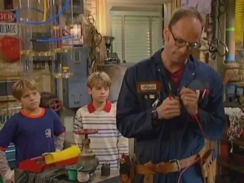 Hotel, dulce hotel: Las aventuras de Zack y Cody Temporada 1 Episodios 6 • Sub Español