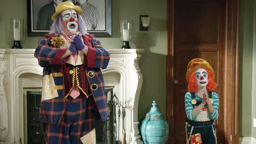 Modern Family Temporada 6 Episodios 12 • Sub Español