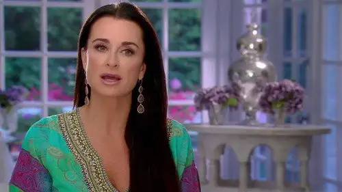 Mujeres ricas de Beverly Hills Temporada 3 Episodios 16 • Sub Español