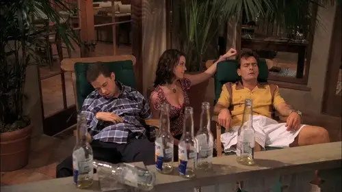 Dos hombres y medio Temporada 1 Episodios 3 • Sub Español