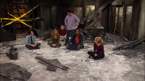 Joey Temporada 2 Episodios 17 • Sub Español