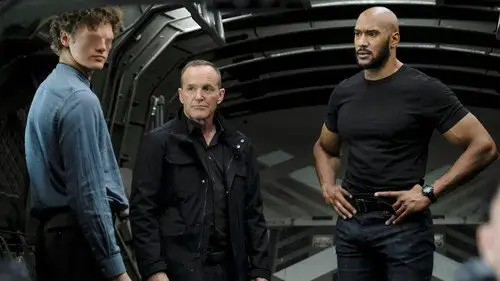 Marvel Agentes de S.H.I.E.L.D. Temporada 7 Episodios 10 • Sub Español