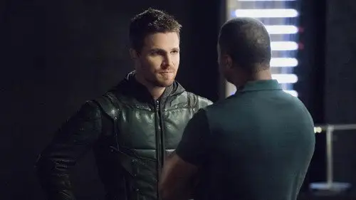 Arrow Temporada 5 Episodios 5 • Sub Español