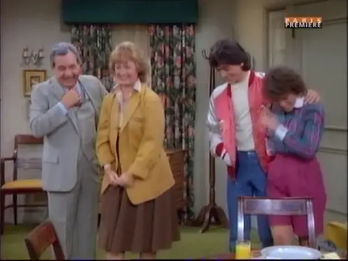 Días felices Temporada 10 Episodios 6 • Sub Español