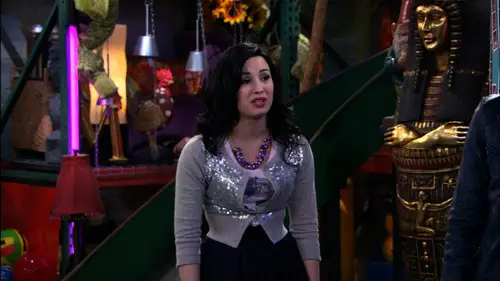 Sunny entre estrellas Temporada 2 Episodios 4 • Sub Español