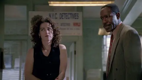 NYPD Blue Temporada 6 Cap 19 • Español Online