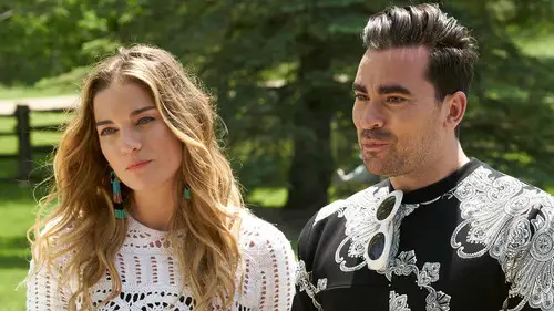 Schitt's Creek Temporada 4 Episodios 5 • Sub Español