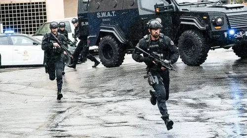 S.W.A.T.: Los hombres de Harrelson Temporada 2 Episodios 20 • Sub Español