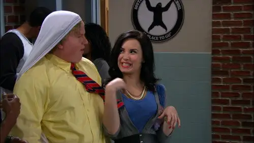 Sunny entre estrellas Temporada 2 Episodios 5 • Sub Español
