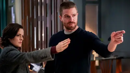 Arrow Temporada 7 Episodios 12 • Sub Español