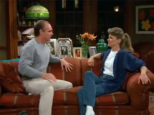 Murphy Brown Temporada 1 Episodios 6 • Sub Español