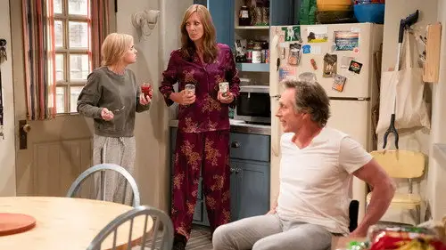Mom Temporada 6 Episodios 19 • Sub Español