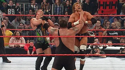 Raw Temporada 14 Episodios 8 • Sub Español
