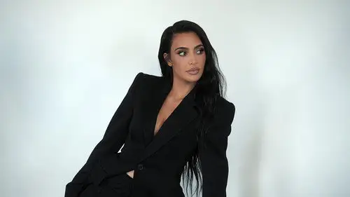 Las Kardashian 2022 Temporada 5 Episodios 1 • Sub Español