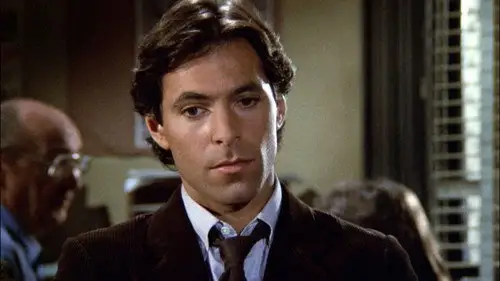 Canción triste de Hill Street Temporada 5 Episodios 10 • Sub Español