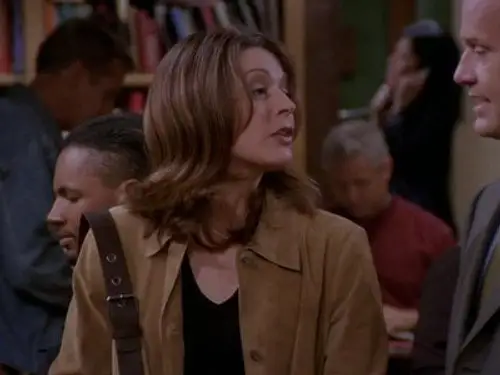 Frasier Temporada 10 Episodios 15 • Sub Español