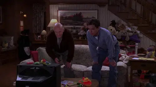 Todo el mundo quiere a Raymond Temporada 4 Episodios 3 • Sub Español