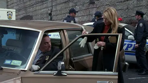 NYPD Blue Temporada 9 Cap 8 • Español Online