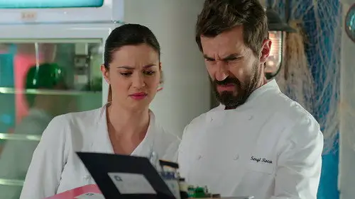 El chiringuito de Pepe Temporada 2 Episodios 1 • Sub Español