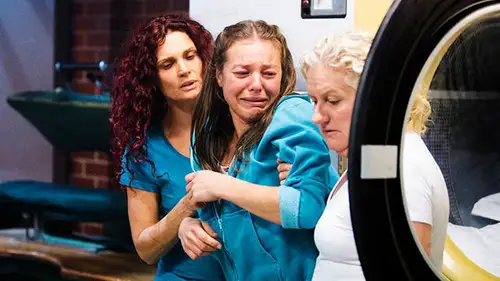 Wentworth Temporada 2 Episodios 8 • Sub Español
