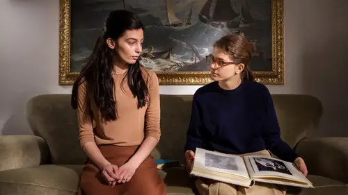 La amiga estupenda Temporada 2 Episodios 1 • Sub Español