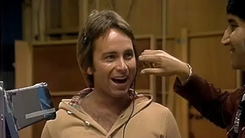 Apartamento para tres Temporada 0 Episodios 4 • Sub Español